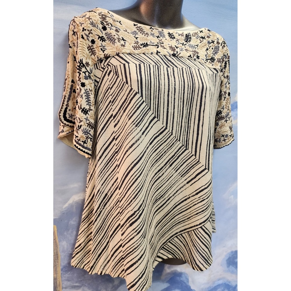 Benares M Embroidered Sleeve  Boho Blouse LNC!